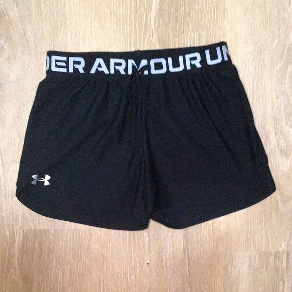 Black Under Armour Shorts Size Youth Medium